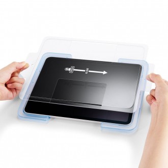 Tvrzené sklo Spigen GLAS.TR &quot;EZ FIT&quot; IPAD AIR 4 / 5 / IPAD PRO 11 CLEAR