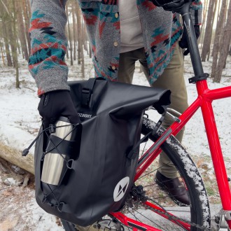 Wozinsky waterproof bicycle bag trunk pannier 25l black (WBB24BK)