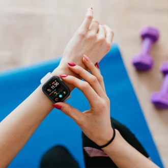 Spigen THIN FIT Apple Watch 7 (45MM) ČERNÉ