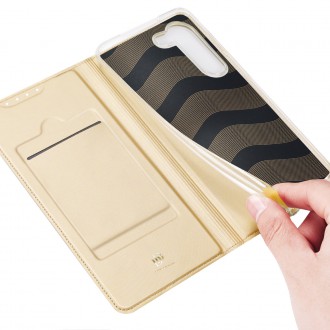 Dux Ducis Skin Pro Case pro Samsung Galaxy S23 Flip Card Wallet Stand Gold