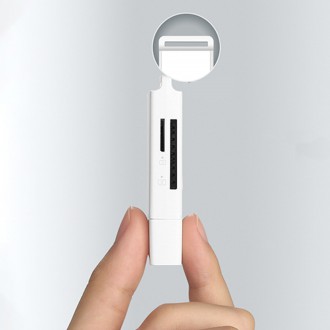 Ugreen přenosná čtečka TF/SD karet pro USB 3.0 bílá (CM104)
