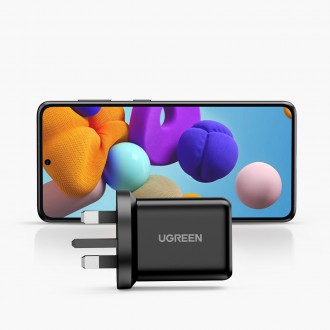 Ugreen UK nástěnná nabíječka (Velká Británie) USB-A QC3.0 18W černá (CD122)