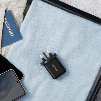 Ugreen UK nástěnná nabíječka (Velká Británie) USB-A QC3.0 18W černá (CD122)
