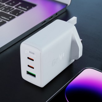 Acefast nabíječka GaN 65W 3 porty (1xUSB, 2xUSB C PD) UK zástrčka černá (A44)