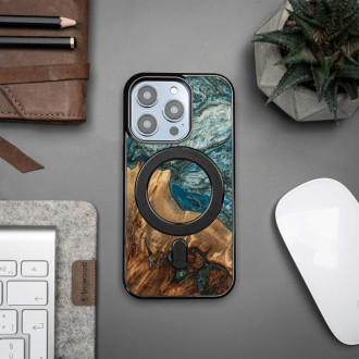 Dřevo a pryskyřice pouzdro pro iPhone 14 Pro MagSafe Bewood Unique Planet Earth – modro-zelené