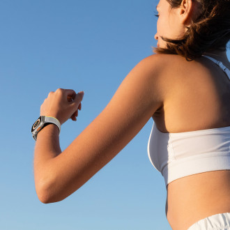 Sportovní řemínek na suchý zip pro Apple Watch Ultra/8/7/6/SE/5/4/3/2/1 (42, 44, 45, 49 mm) Dux Ducis Strap YJ verze – žluto-béžová