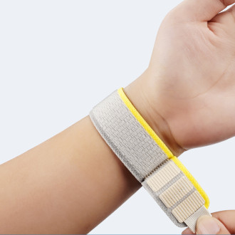 Sportovní řemínek na suchý zip pro Apple Watch 8 / 7 / 6 / SE / 5 / 4 / 3 / 2 / 1 (38, 40, 41 mm) Dux Ducis Strap YJ verze - žluto-béžová