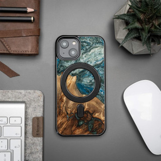 Dřevěný a resinový obal pro iPhone 15 Plus MagSafe Bewood Unique Planet Earth - modrozelený