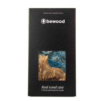 Dřevěný a resinový obal pro iPhone 15 Plus MagSafe Bewood Unique Planet Earth - modrozelený