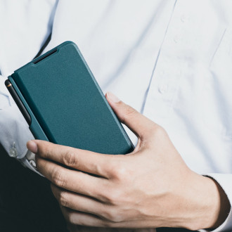 Kožené flipové pouzdro Nillkin Qin Leather Pro Samsung Galaxy Z Fold 5 s krytem fotoaparátu – černé
