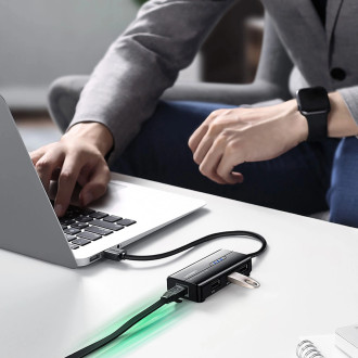 Ugreen 20264 RJ45 / USB-A 10/100Mbps HUB síťový adaptér 3x USB-A 2.0 - černý