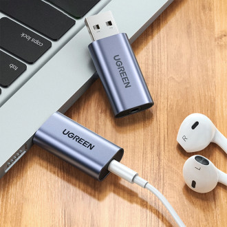 Ugreen CM383 audio adaptér - šedý