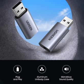 Ugreen CM383 audio adaptér - šedý