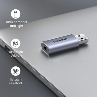 Ugreen CM383 audio adaptér - šedý