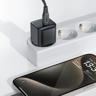 Acefast A77 Mini PD 30W GaN USB-C nástěnná nabíječka - černá