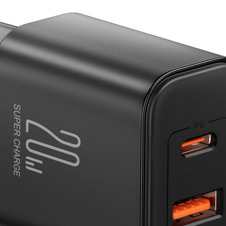 EU Joyroom JR-TCF05 20W USB-A USB-C nabíječka + USB-C kabel - černý