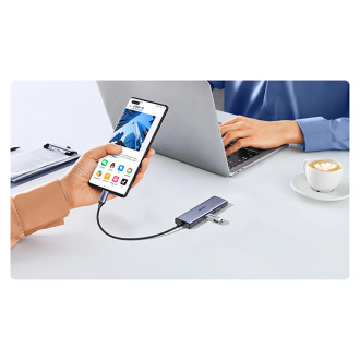 HUB Ugreen CM511 20956A 6in1 USB-C - HDMI / 3x USB-A 3.0 / SD/TF card reader - gray