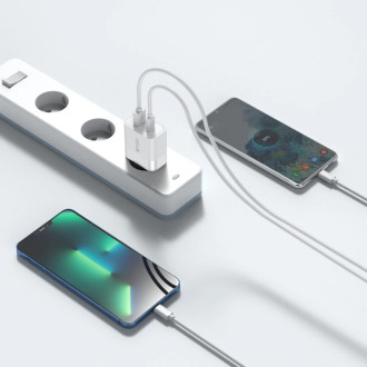 Tech-Protect C30W USB-C PD 30W / USB-A QC 3.0 network charger - white