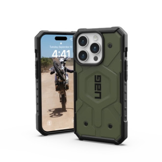 UAG Pathfinder MagSafe case for iPhone 15 Pro - green