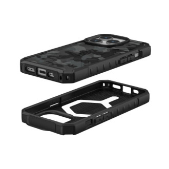 UAG Pathfinder case for iPhone 15 Pro - black camouflage