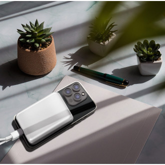 Wozinsky WRW349YWS 10,000 mAh Magnetic Power Bank - White