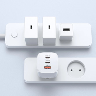 Wozinsky CGWCW 65W USB-A / 2 x USB-C GaN nástěnná nabíječka - bílá