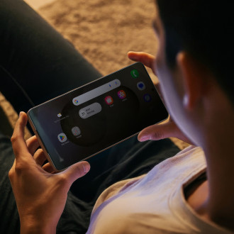 AmazingThing Radix Privacy Glass tempered glass for Samsung S26