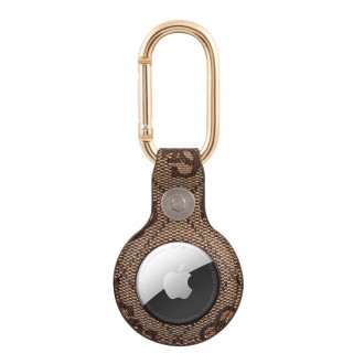 Guess PU 4G Script Dog Clip AirTag Pouzdro Brown (GUATP4GMSRW)