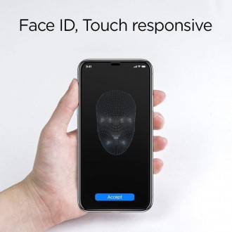 Tvrzené sklo Spigen GLASS FC IPHONE 11 PRO ČERNÉ