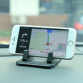 Univerzální držák do auta silikonový stojánek na telefon nano pad černý