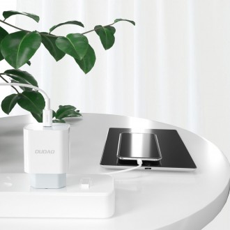 Dudao rychlonabíječka EU USB Type C Power Delivery 18W + kabel USB Type C / Lightning 1m bílý (A8EU + PD kabel bílý)