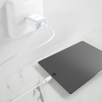Dudao rychlonabíječka EU USB Type C Power Delivery 18W + kabel USB Type C / Lightning 1m bílý (A8EU + PD kabel bílý)