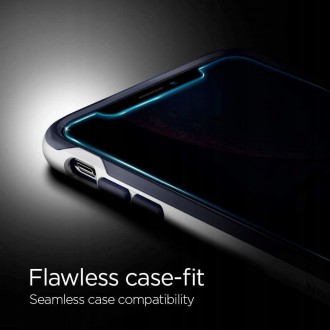 Tvrzené sklo Spigen ALM GLASS.TR IPHONE 11 SOUKROMÍ