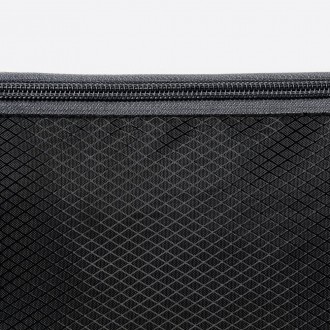 Ultimate Running Belt with headphone outlet  black